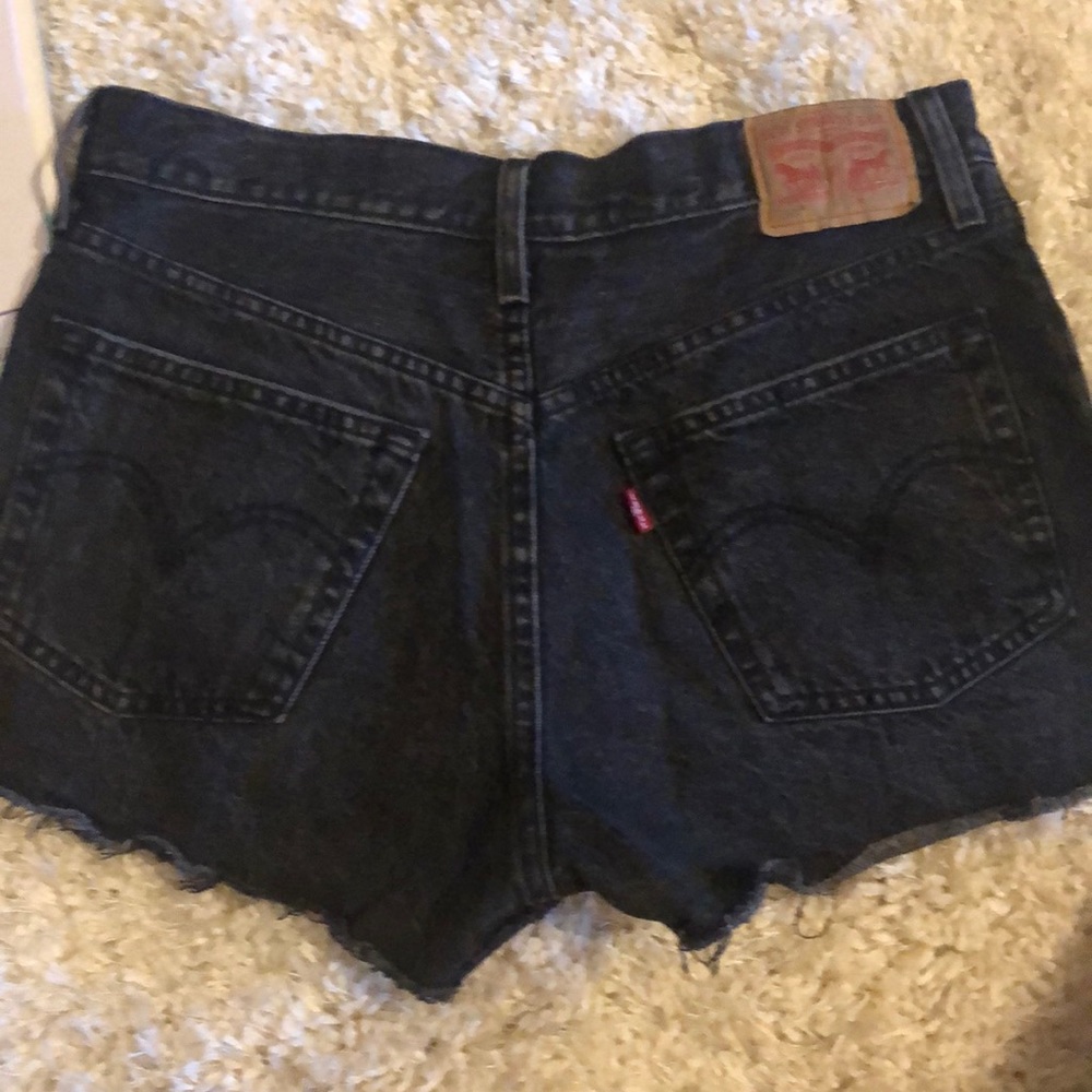 Shorts - Picture 2 of 3